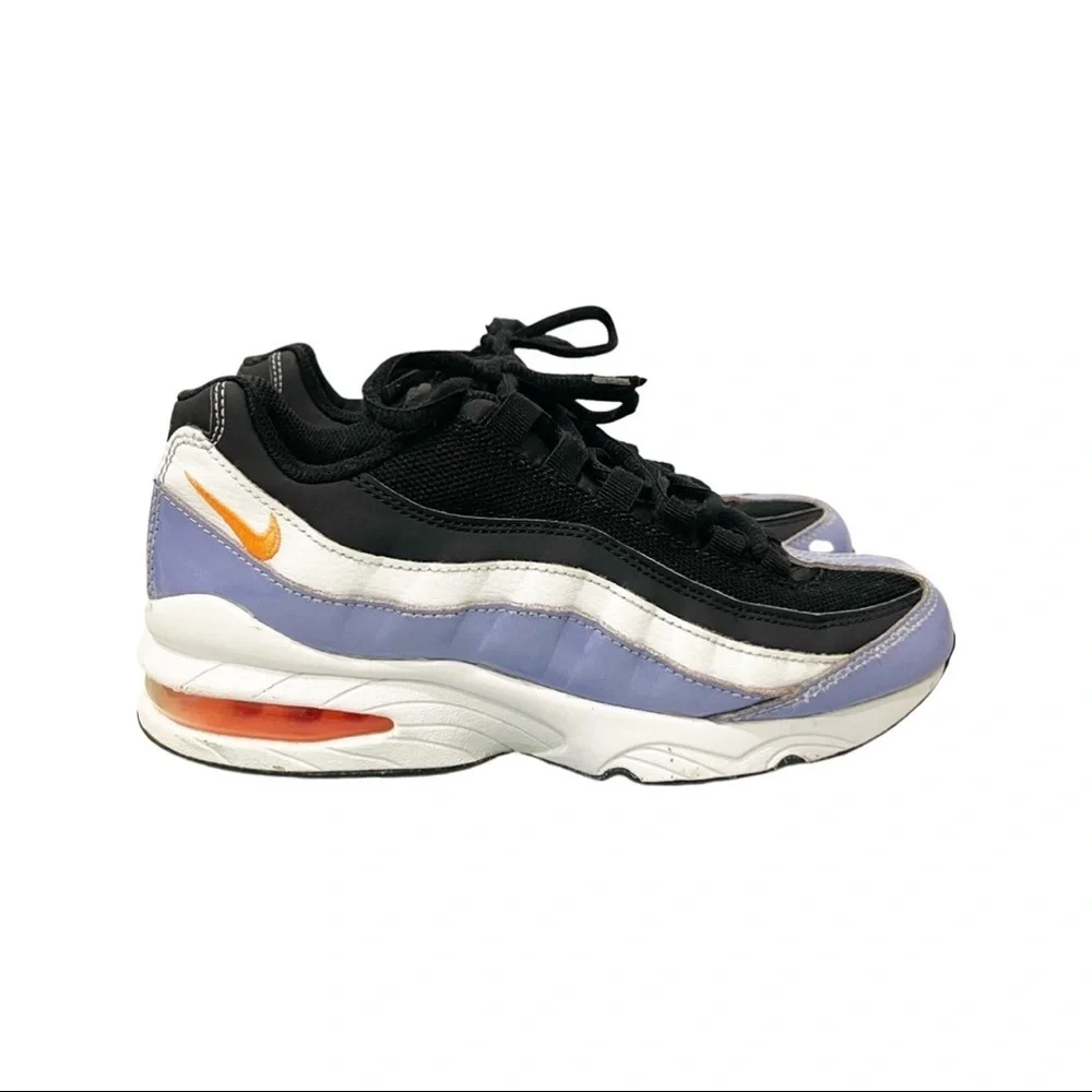 Nike Air Max 95 Black Twilight Pulse. Youth size 4.5 or women size 6